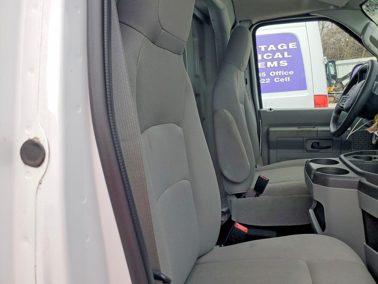 2026 Ford Econoline E350 Super Duty Cutaway Van