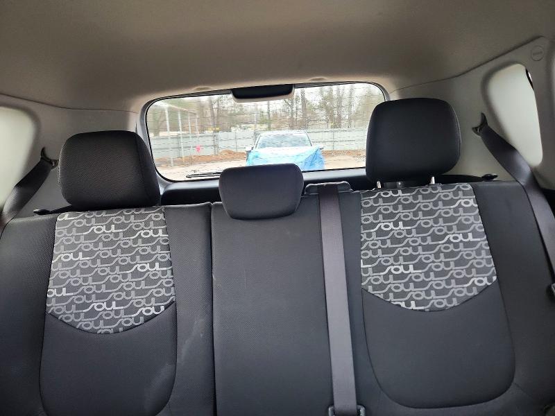 2011 KIA Soul +