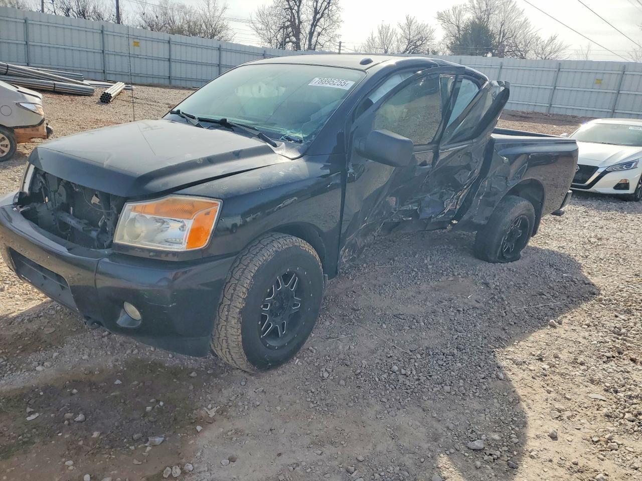 2014 Nissan Titan S