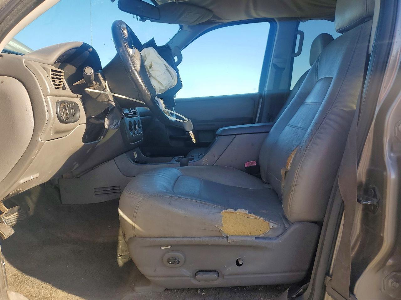 2005 Ford Explorer xlt