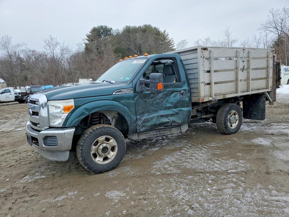 2011 Ford F250 Super Duty Flatbed Truck
