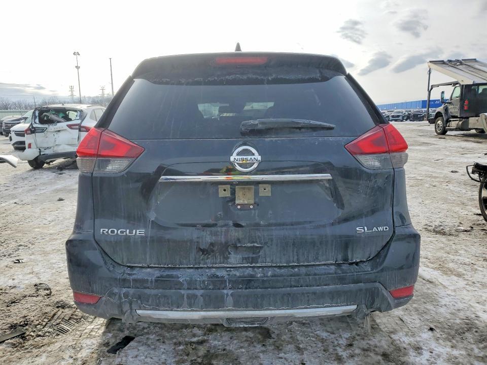 2018 Nissan Rogue s