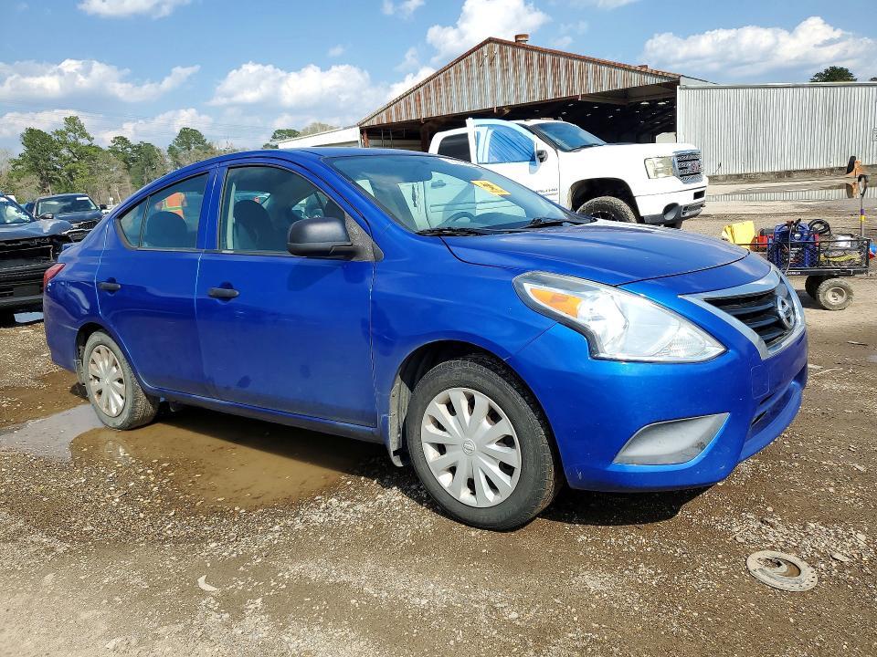 2015 Nissan Versa 1.6 s Plus