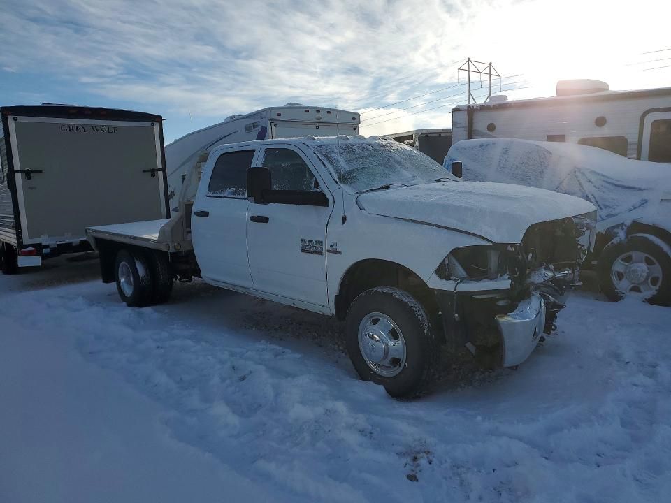 2015 Dodge Ram 3500 Flatbed Truck