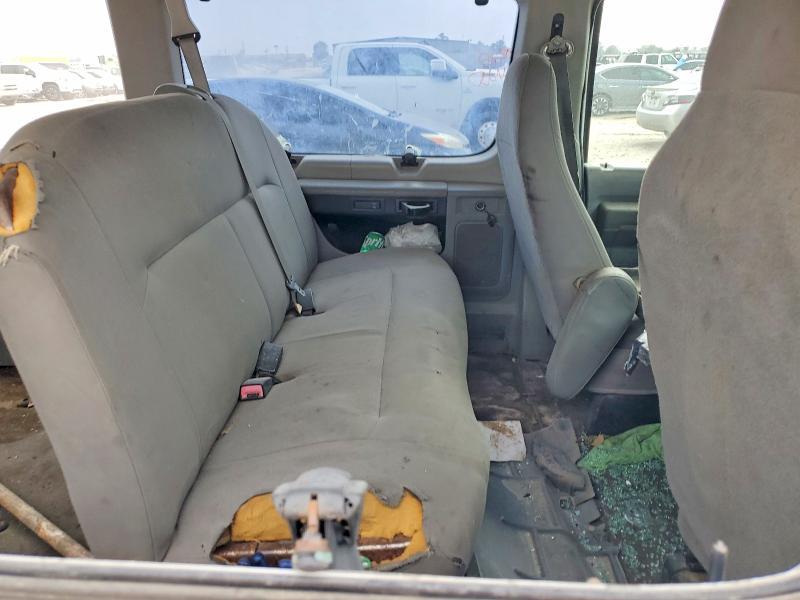 2009 Ford Econoline E350 Super Duty Wagon