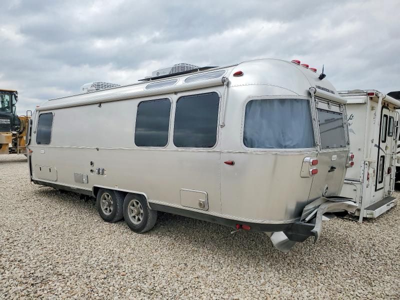 2025 Airstream Travel Trailer