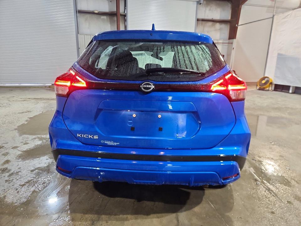 2025 Nissan Kicks Play s