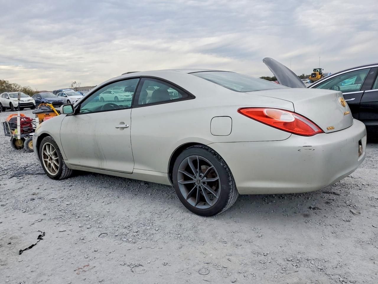 2004 Toyota Camry Solara se