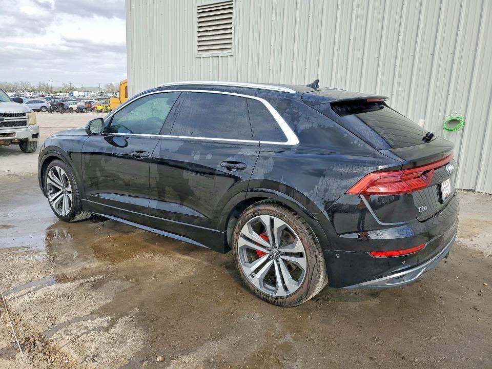 2019 Audi Q8 Prestige