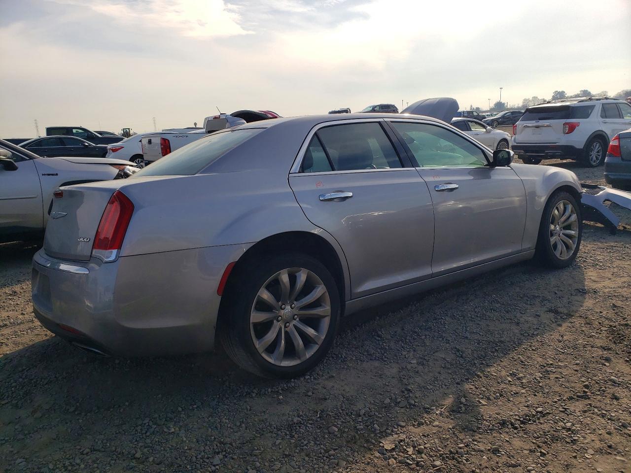 2018 Chrysler 300 Limited