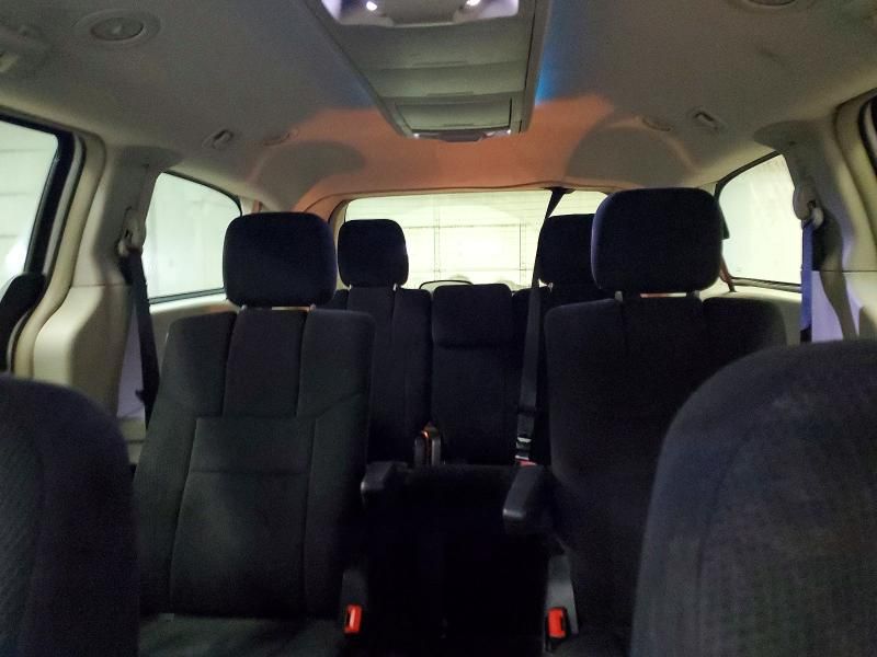 2011 Chrysler Town & Country Touring