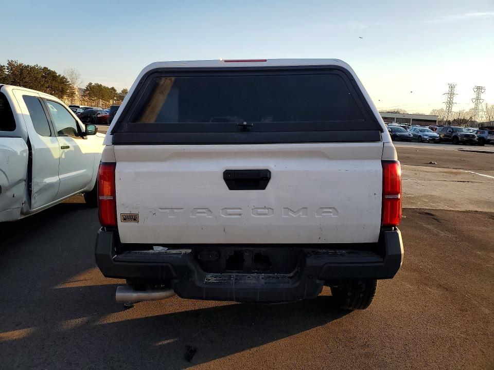 2024 Toyota Tacoma Xtracab