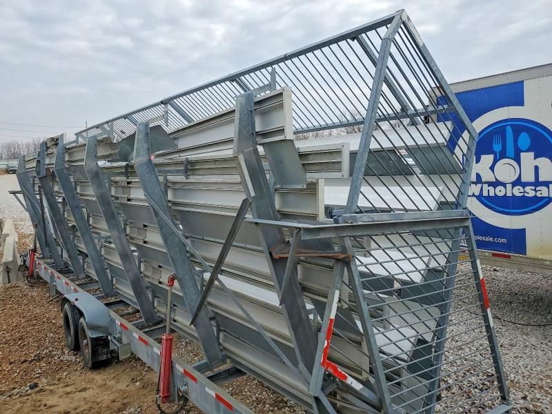 2008 Unknown 2008 Portable Bleachers