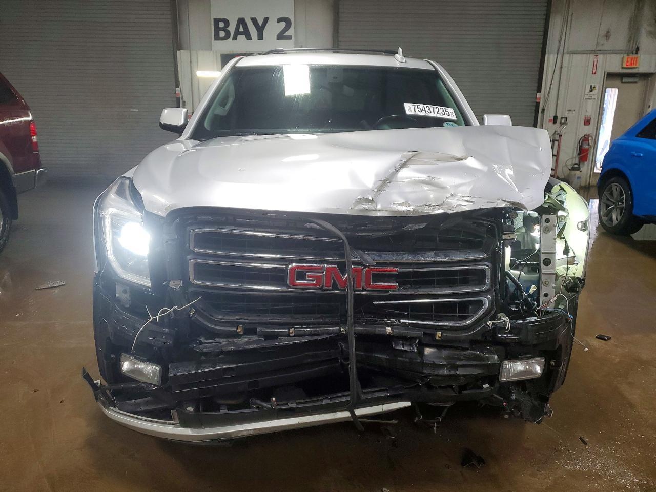 2017 GMC Yukon xl K1500 sle