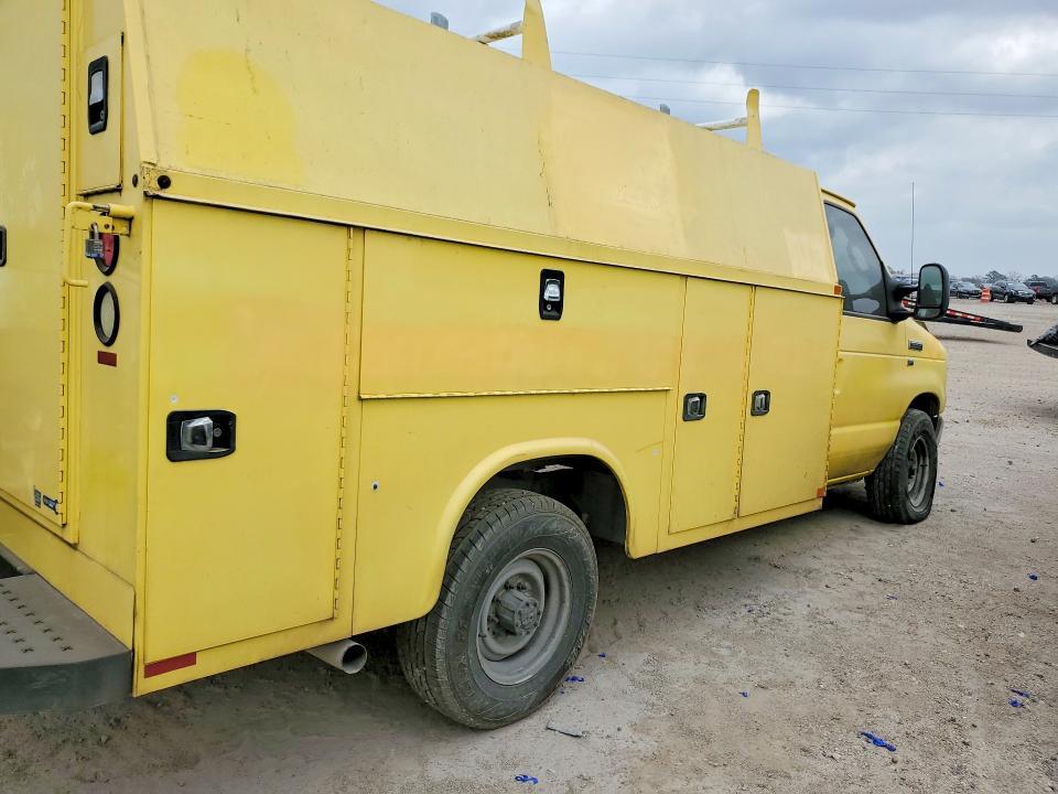 2016 Ford E350 Utility / Service Truck