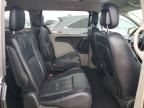 2013 Chrysler Town & Country Touring l