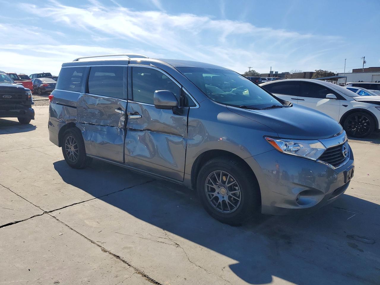 2017 Nissan Quest s