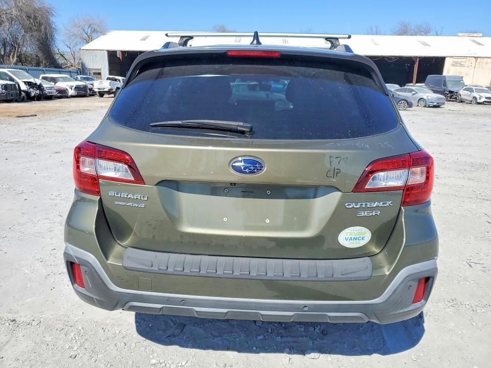 2018 Subaru Outback Touring