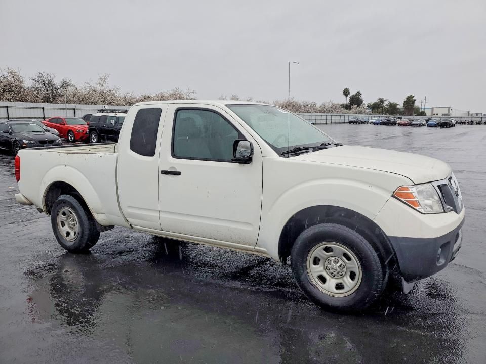 2017 Nissan Frontier s