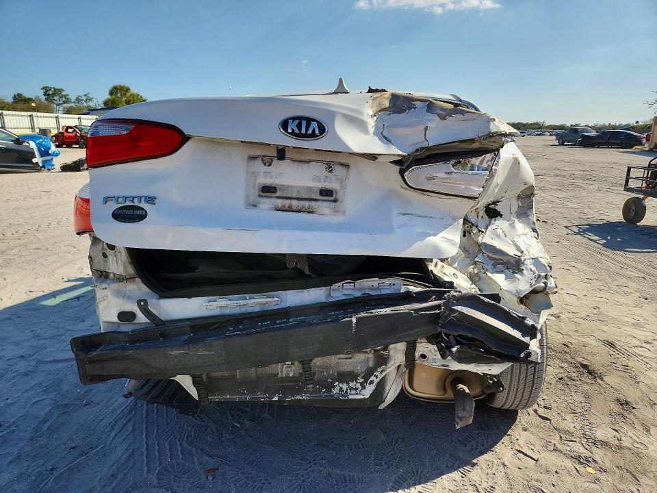 2016 KIA Forte lx