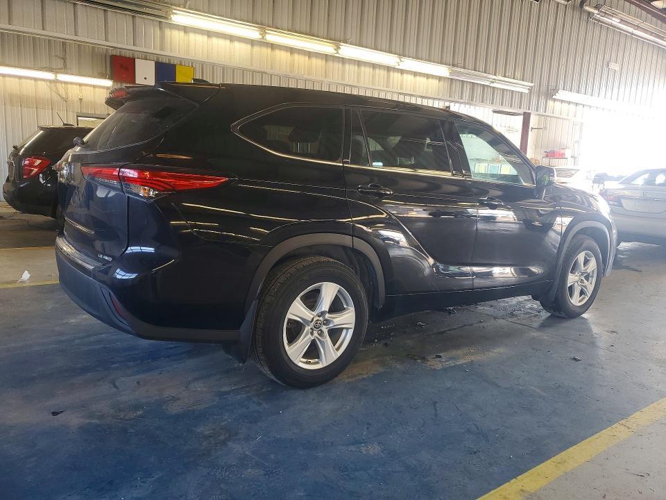 2021 Toyota Highlander le