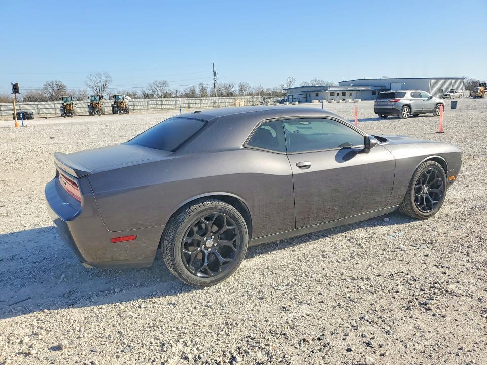 2014 Dodge Challenger sxt
