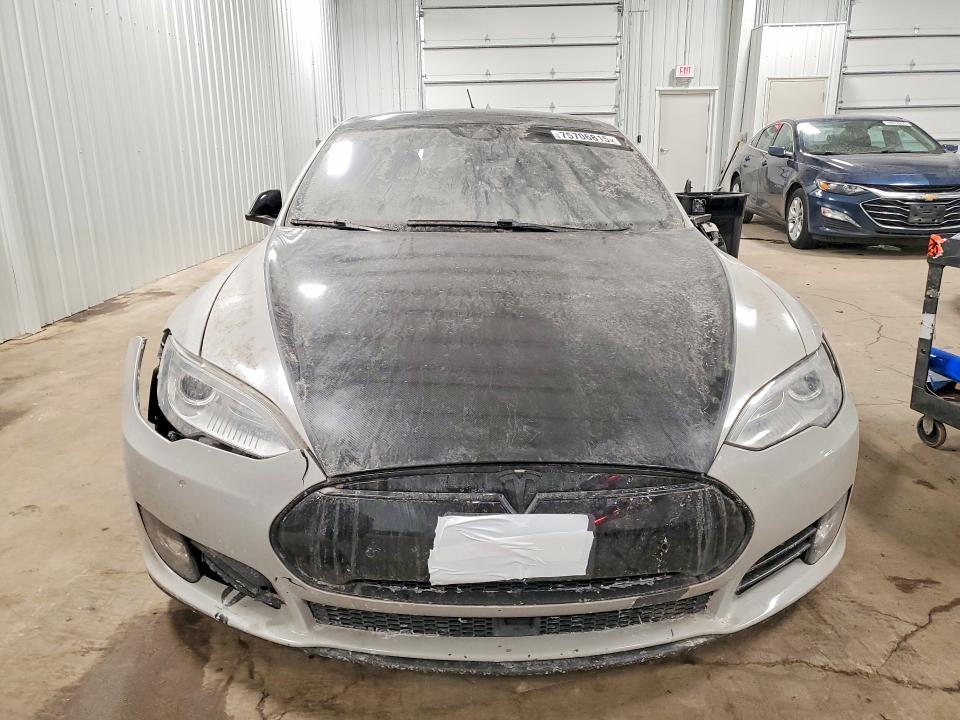 2015 Tesla Model s 70D