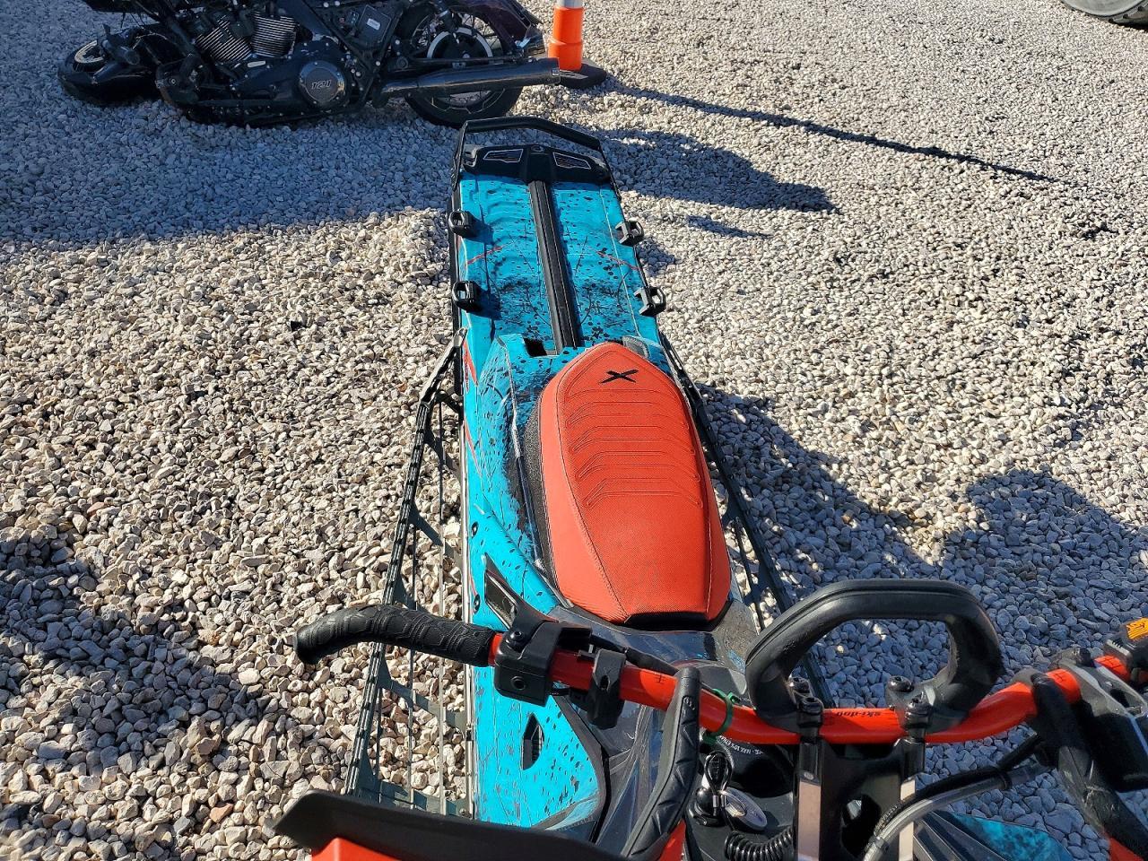 2022 Skidoo Summit 850 X 165