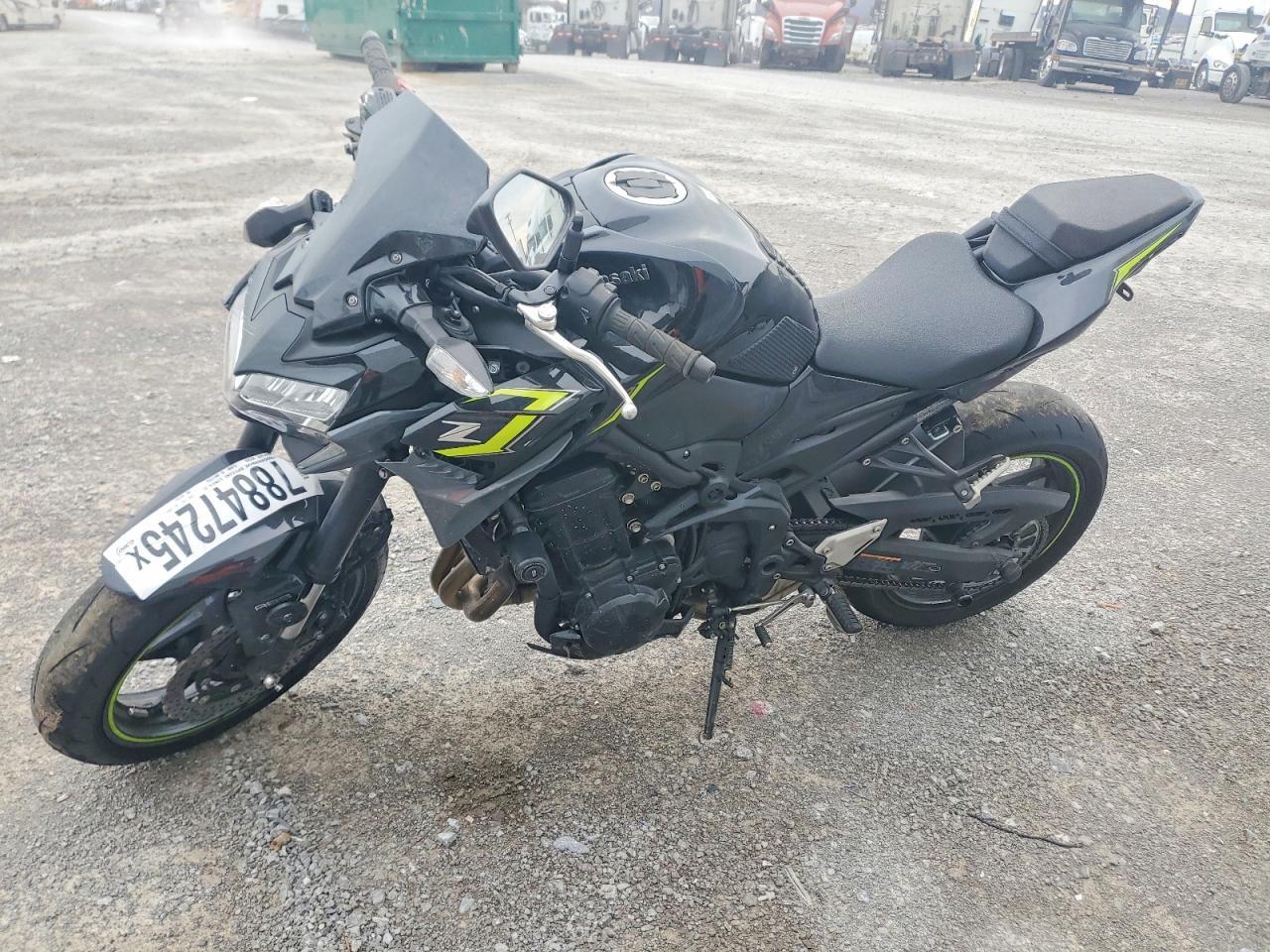 2024 Kawasaki ZR900 F