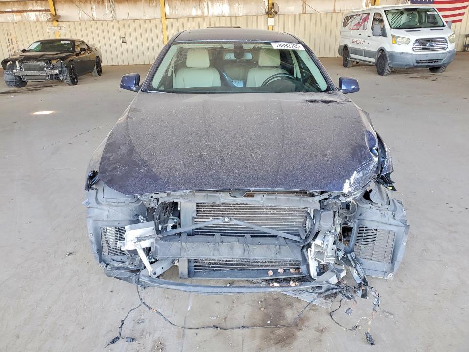 2011 BMW 528 i