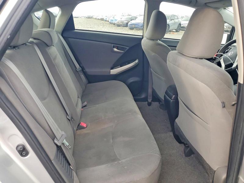 2014 Toyota Prius two