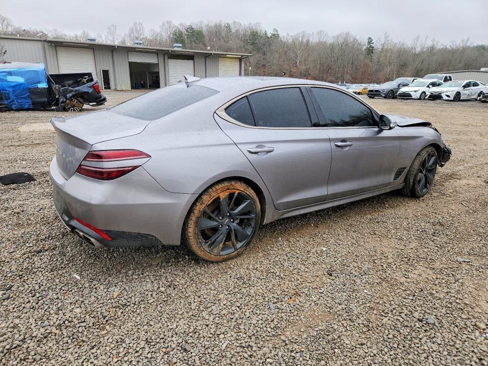 2023 Genesis G70 Base