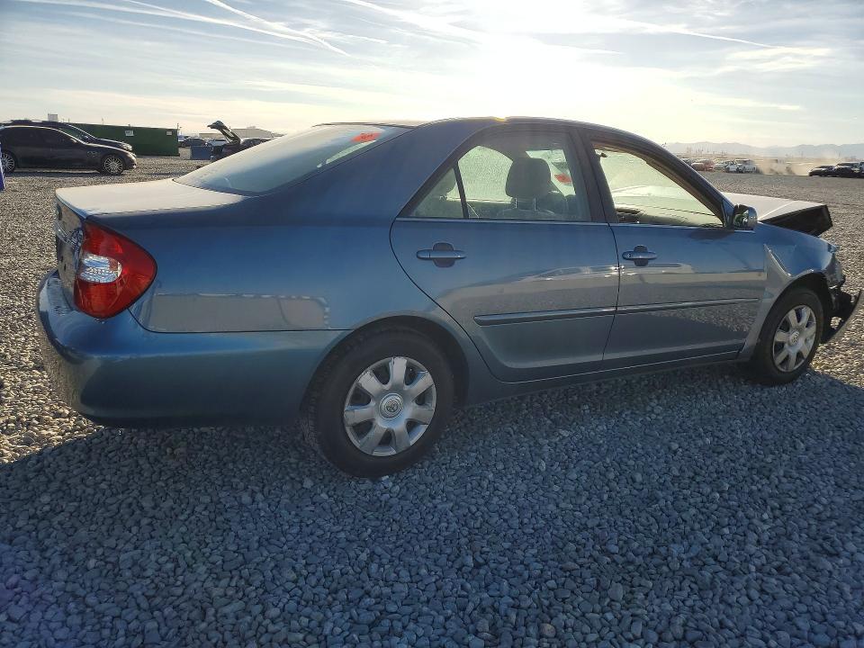 2003 Toyota Camry le