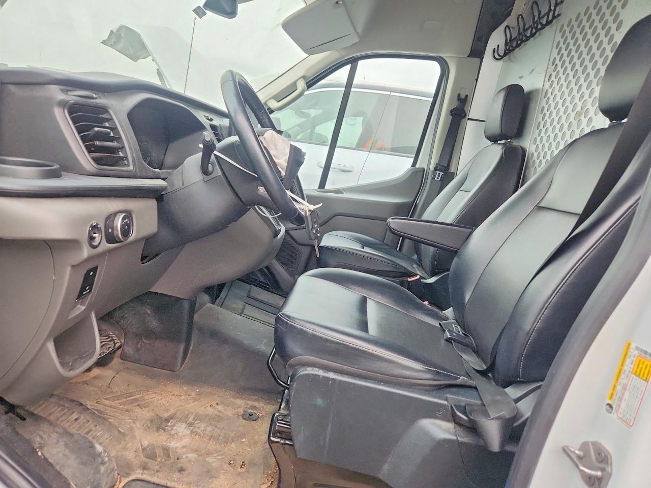 2023 Ford Transit T-250