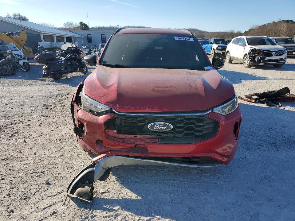 2023 Ford Escape st Line