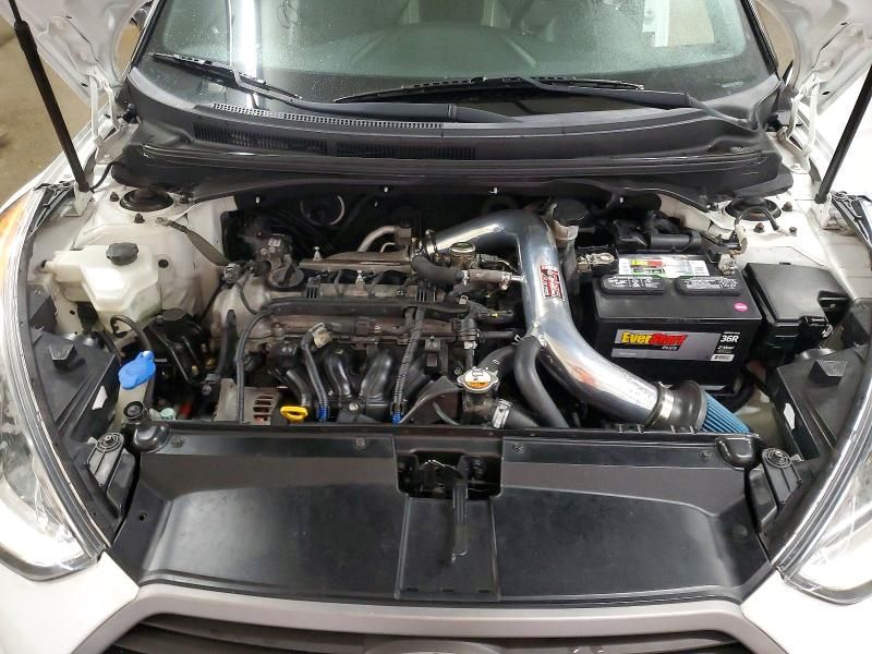 2016 Hyundai Veloster Turbo