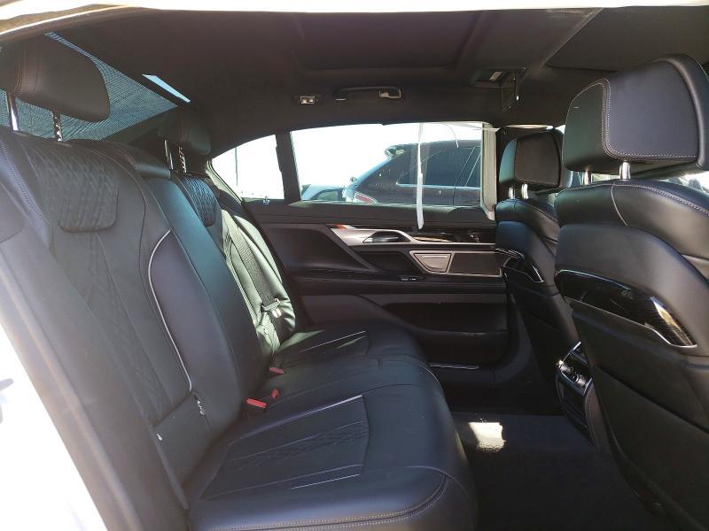 2021 BMW 740 i