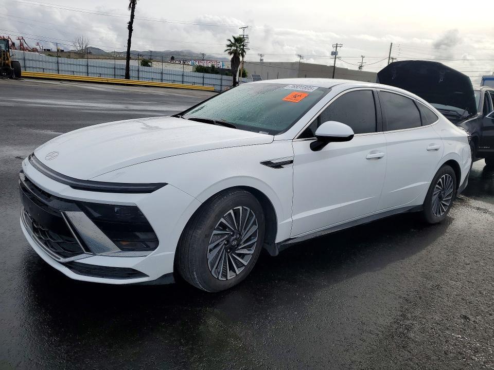 2024 Hyundai Sonata Hybrid
