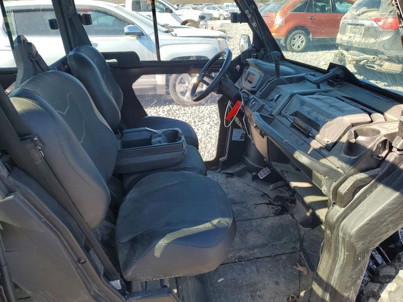 2023 Can-Am Defender-Utility Vehicle