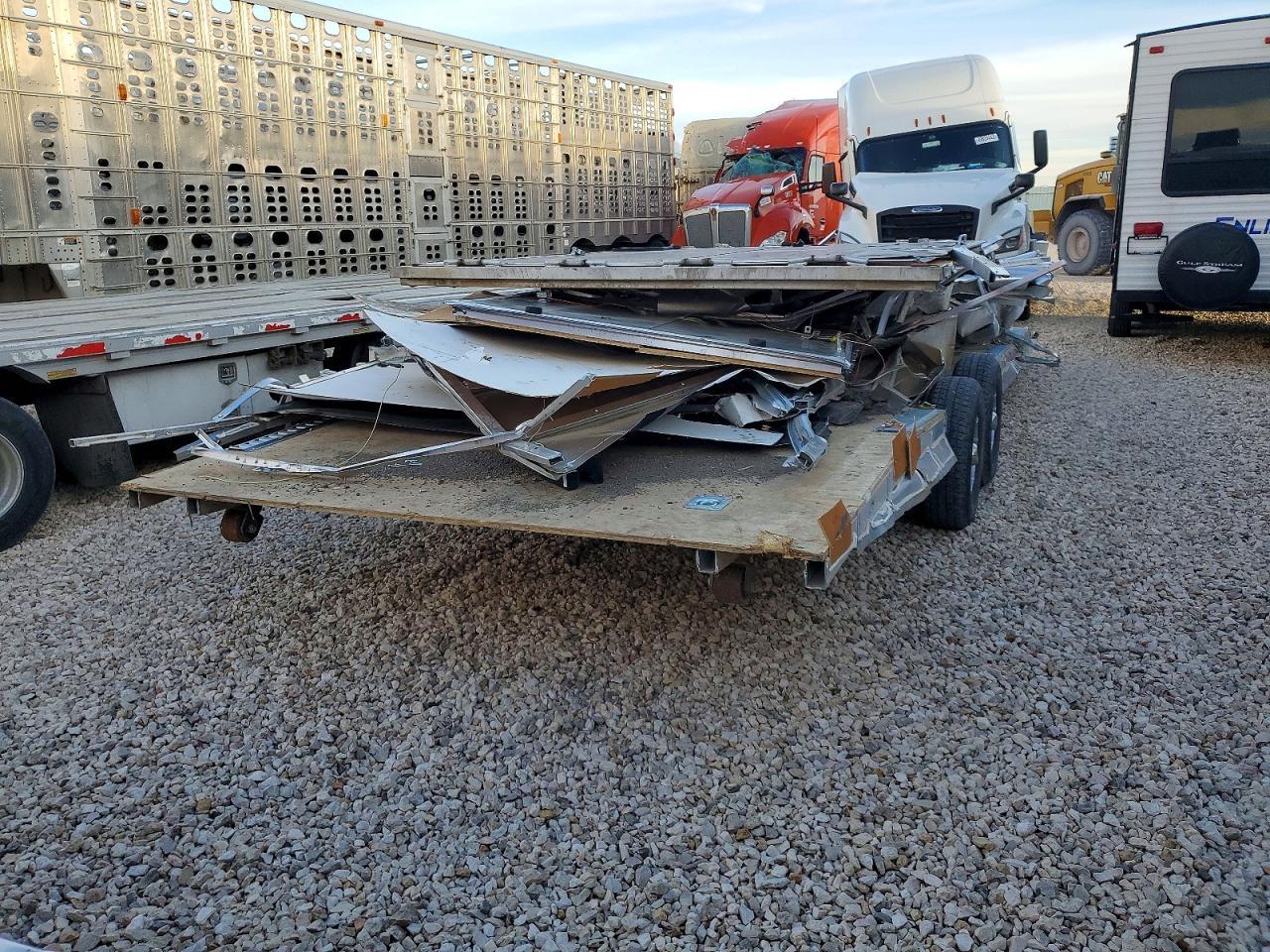 2025 Lightning Trailer-Enclosed Cargo Trailer