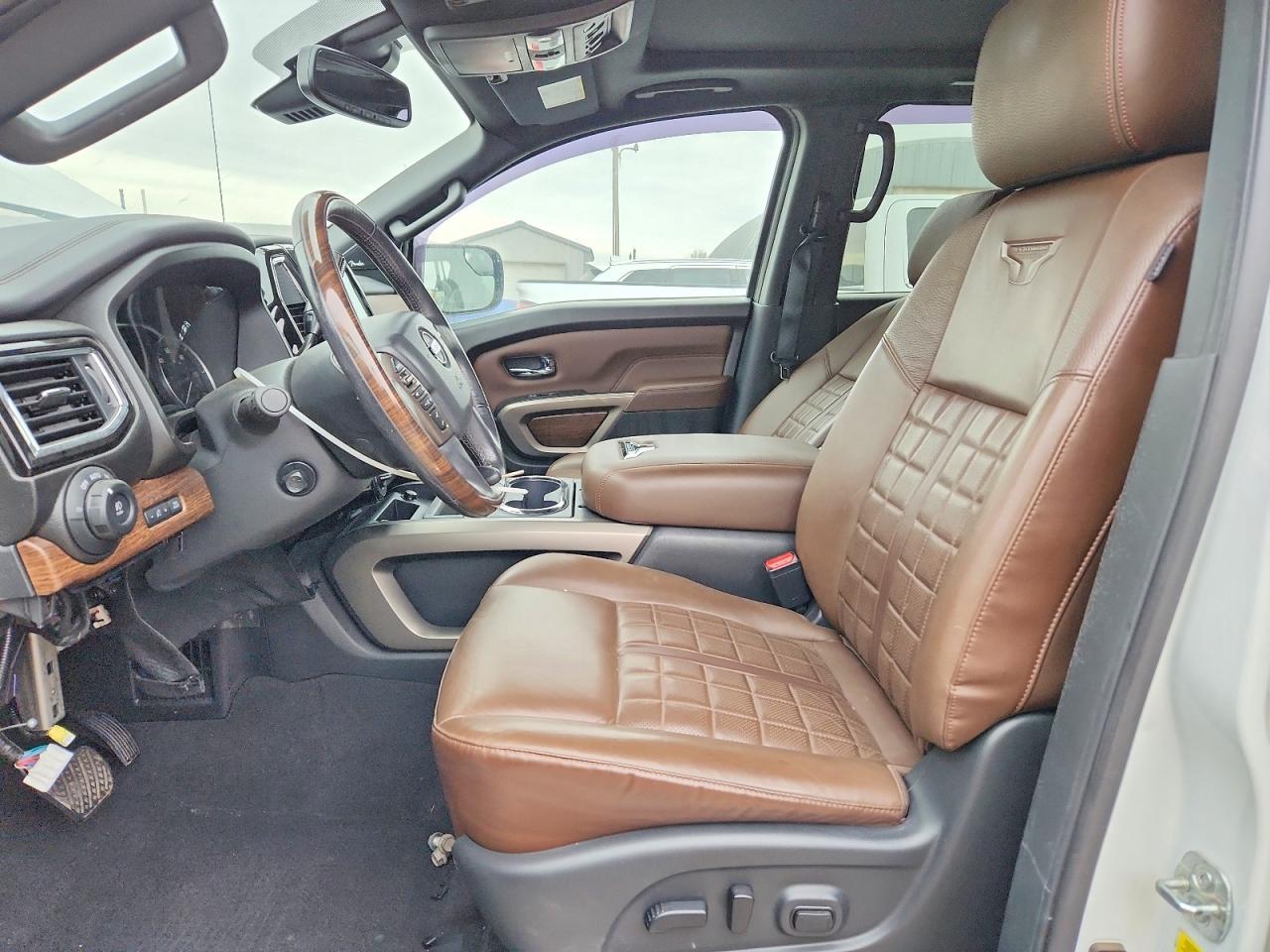 2021 Nissan Titan Platinum Reserve