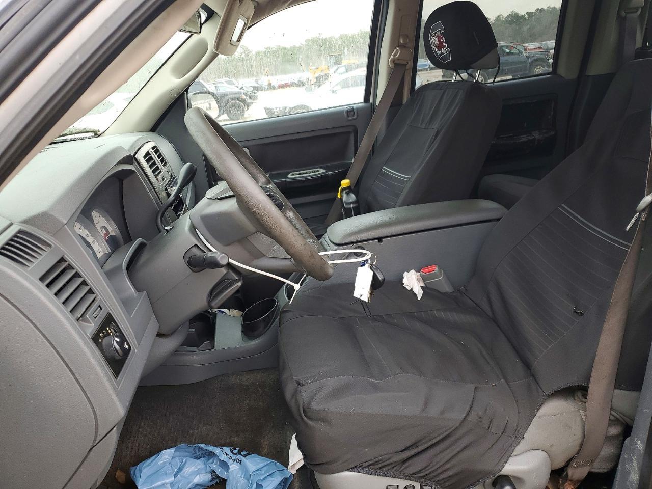 2005 Dodge Dakota Quad SLT