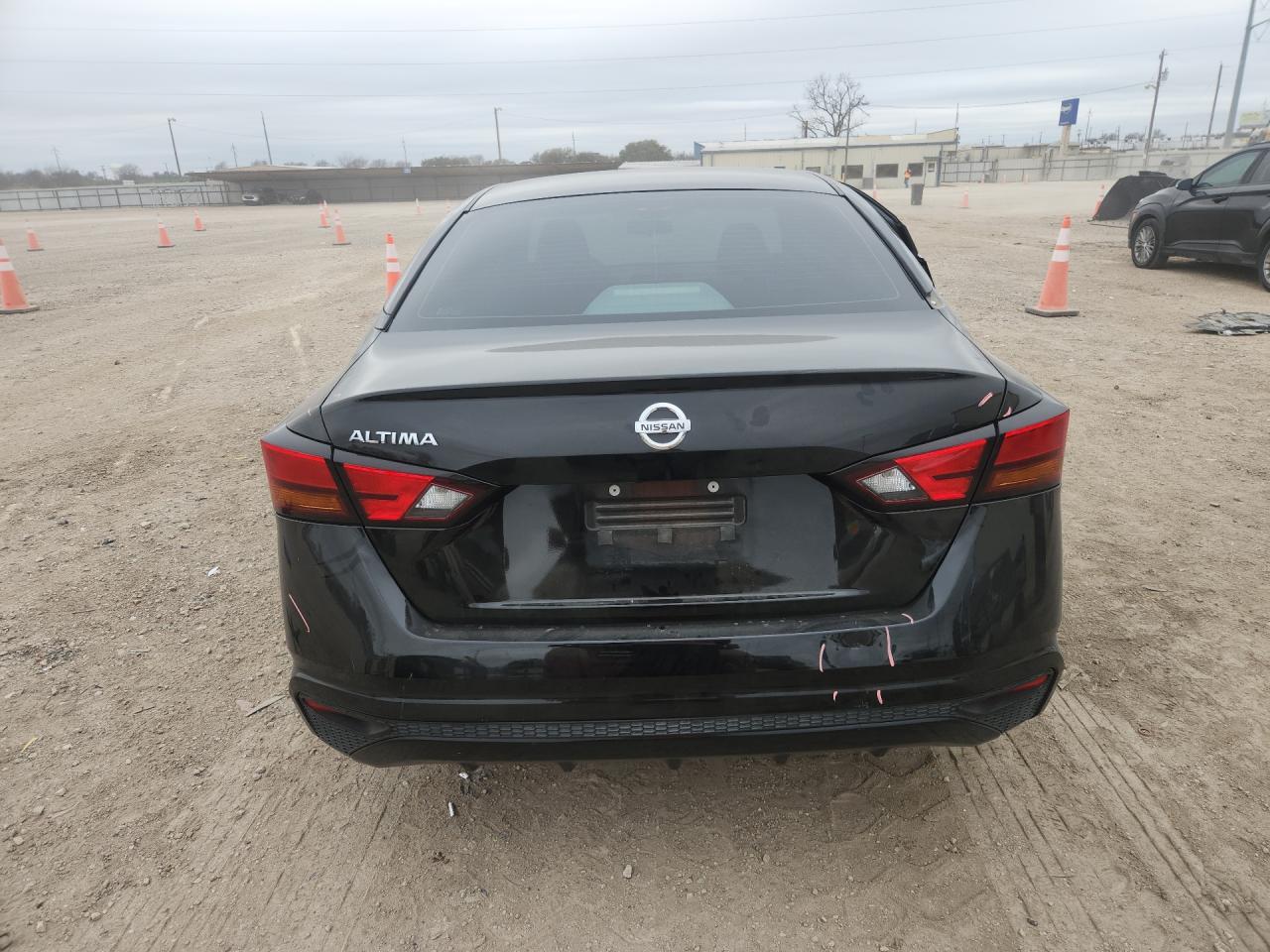 2022 Niss Altima