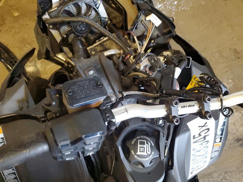 2024 Skidoo 2024 Skidoo Grand Touring