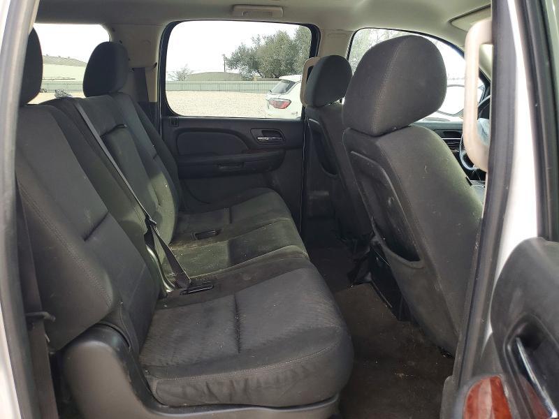 2014 Chevrolet Suburban C1500 ls
