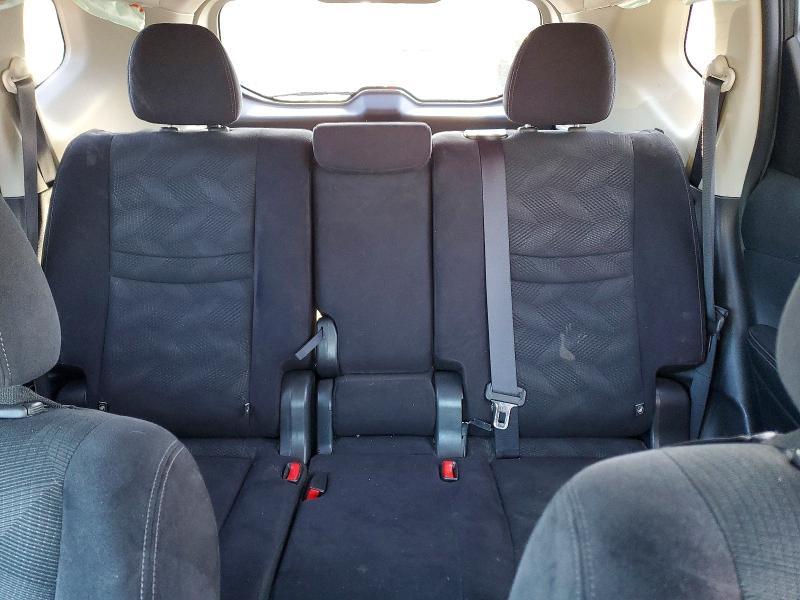 2016 Nissan Rogue s