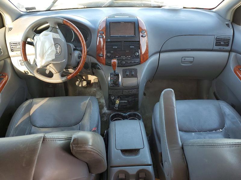 2009 Toyota Sienna xle