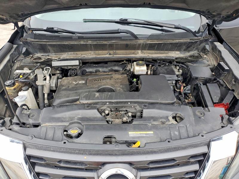 2018 Nissan Pathfinder s