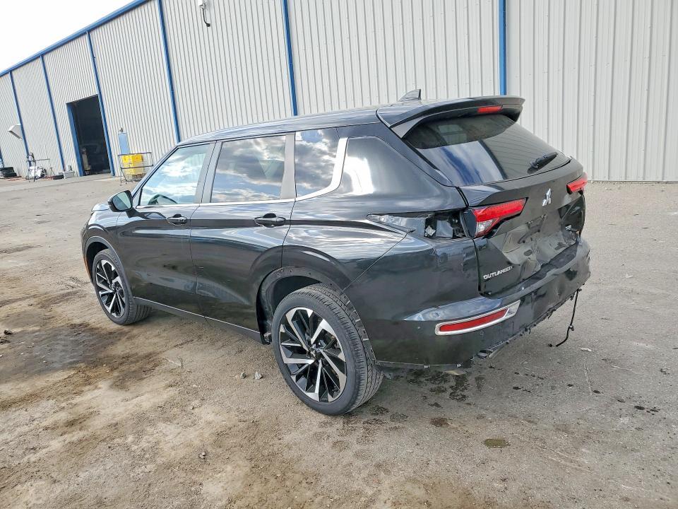 2022 Mitsubishi Outlander se