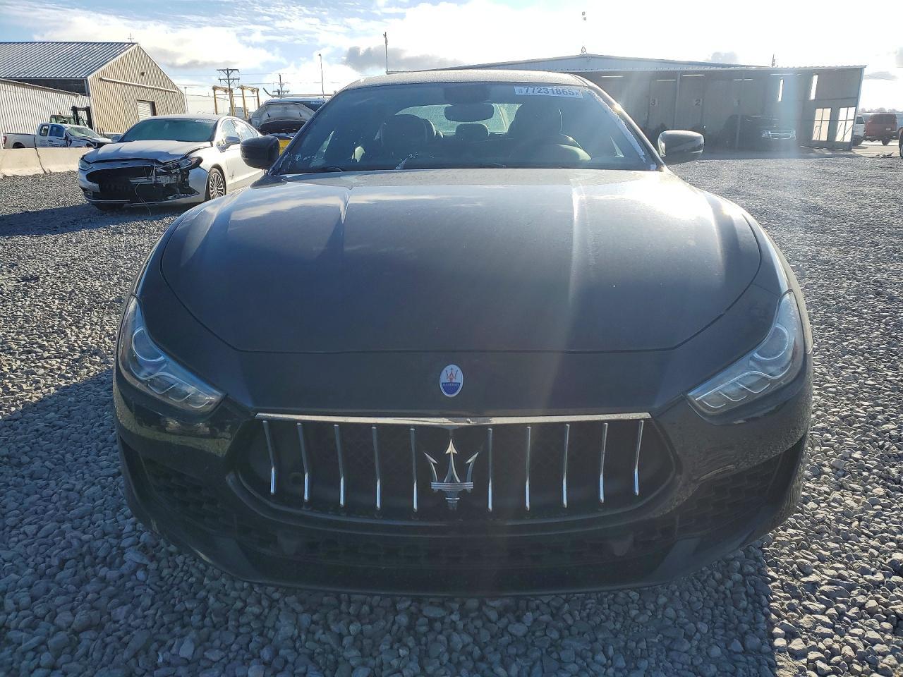 2018 Maserati Ghibli s